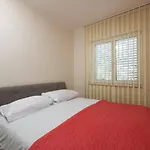 Donatella Apartman