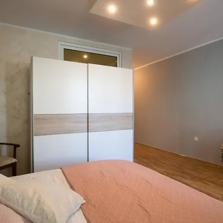 Apartment Donatella *