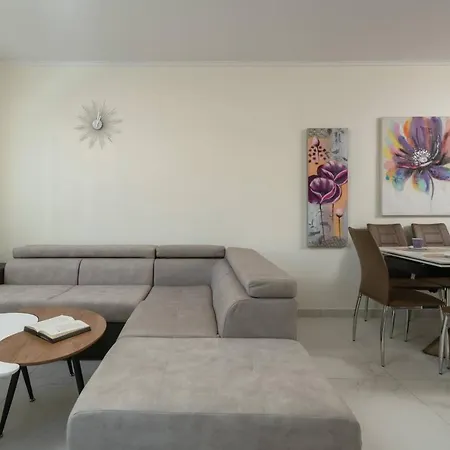 Donatella Apartament Pjescana Uvala