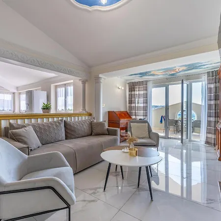 Donatella Apartmán *