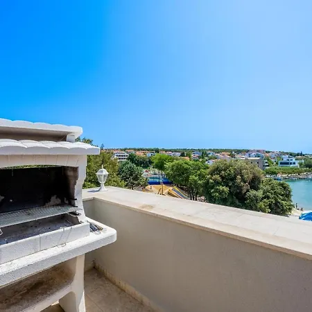 Donatella Apartman Pješčana Uvala