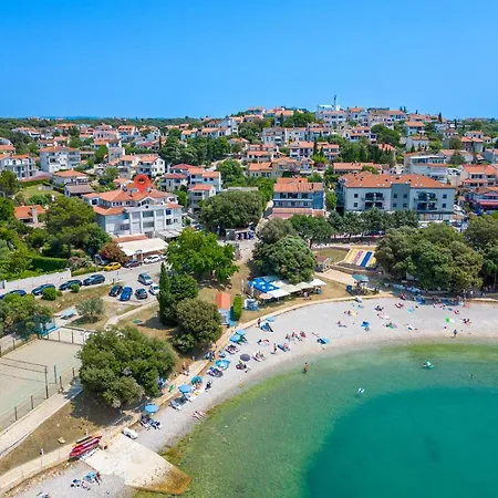 Donatella Apartman *